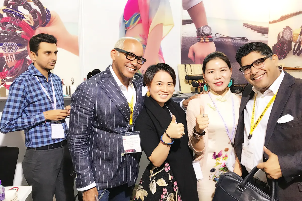 VIYA Jewelry Attend HK Jewelry Fair 3times per year